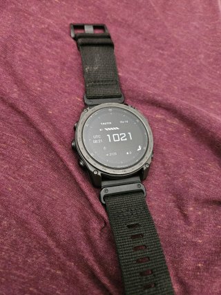 Garmin Tactix 8 AMOLED Negro/Verde