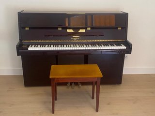 Piano Samick SU-108P Caoba
