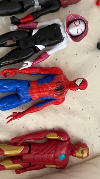 Action Figures Marvel e DC