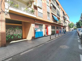 Garaje en venta en San Roque en Sevilla