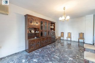 Piso en venta en Pajaritos - Plaza de Toros en Granada