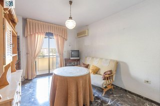Piso en venta en Pajaritos - Plaza de Toros en Granada