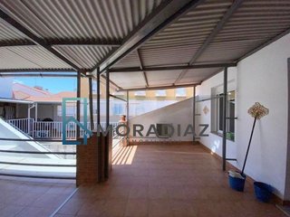 Casa adosada en venta en Don Benito