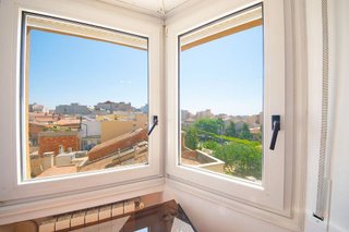 Piso en venta en Ca n'Aurell en Terrassa