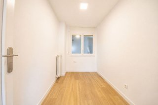 Piso en venta en Ca n'Aurell en Terrassa