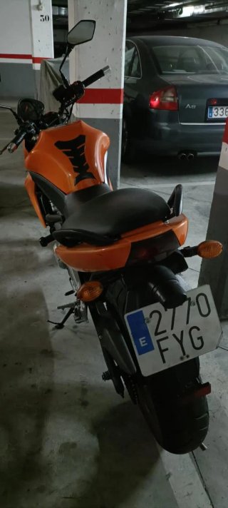 Kawasaki ER6N Naranja Moto Naked