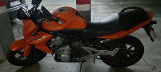 Kawasaki ER6N Naranja Moto Naked
