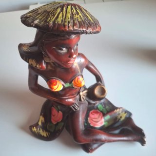 Figura kitsch mujer africana años 60