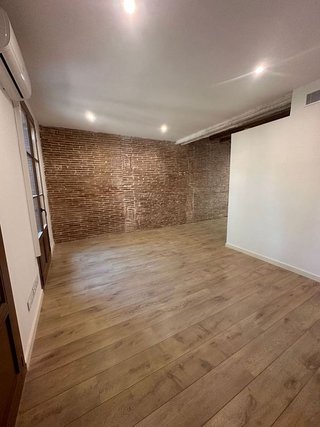 Piso en venta en Sant Antoni en Barcelona