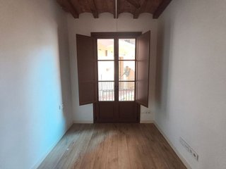Piso en venta en Sant Antoni en Barcelona