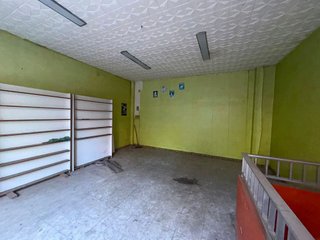 Local comercial en venta en Aluche en Madrid