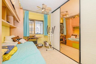 Piso en venta en Cervantes en Granada