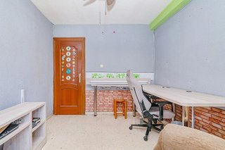 Piso en venta en Cervantes en Granada