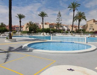 Casa pareada en alquiler en La Siesta - El Salado - Torreta en Torrevieja