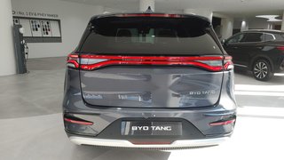 BYD TANG AWD 517 CV – SUV 100 % Eléctrico de 7 Pl.