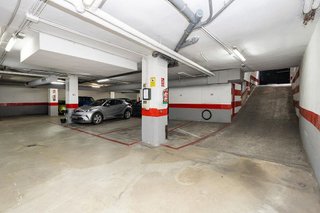 Garaje en venta en Camino de Ronda - Rosaleda en Granada