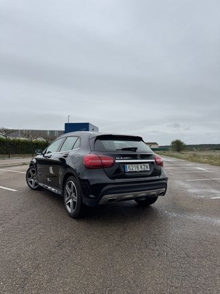 Mercedes-Benz GLA 200d AMG auto