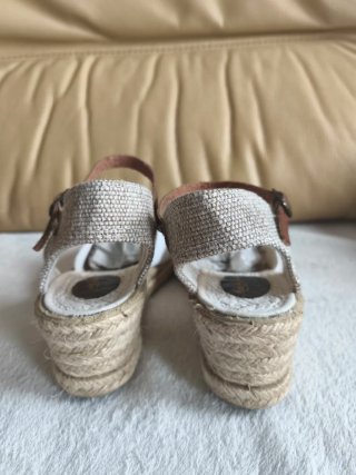 Sandalias esparto cuña T38