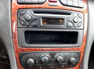 Brazo suspensión 2013520988 mercedes clase 1142798