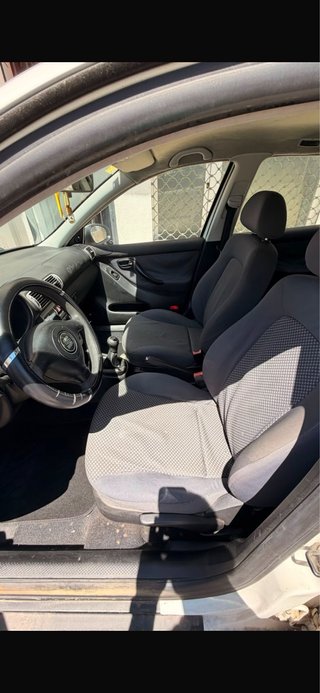SEAT Leon 2004