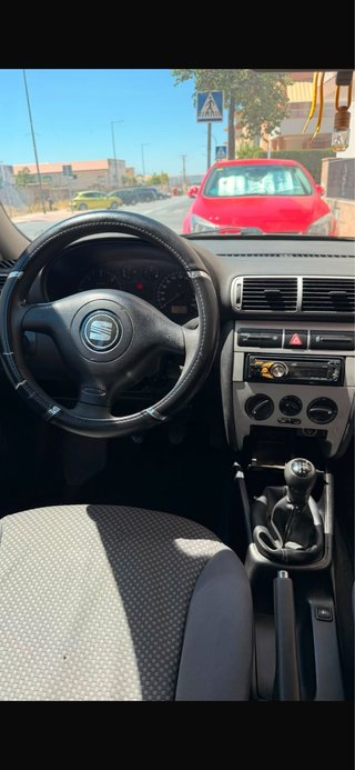 SEAT Leon 2004