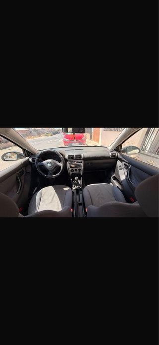 SEAT Leon 2004