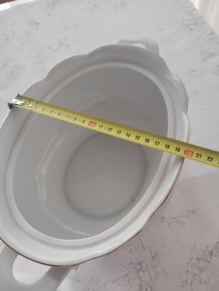 Sopera Vintage Porcelana Blanca y Dorada