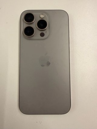 iPhone 15 Pro 128GB Negro Caja y Cargador