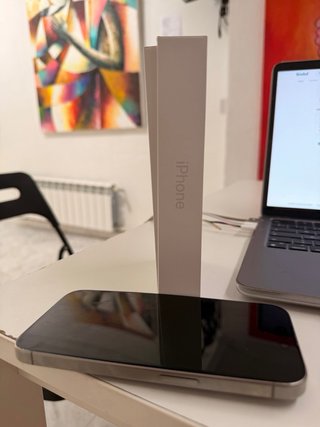 iPhone 15 Pro 128GB Negro Caja y Cargador