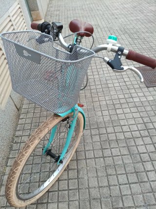 Bicicleta 24 niña Elops 500 casi nueva