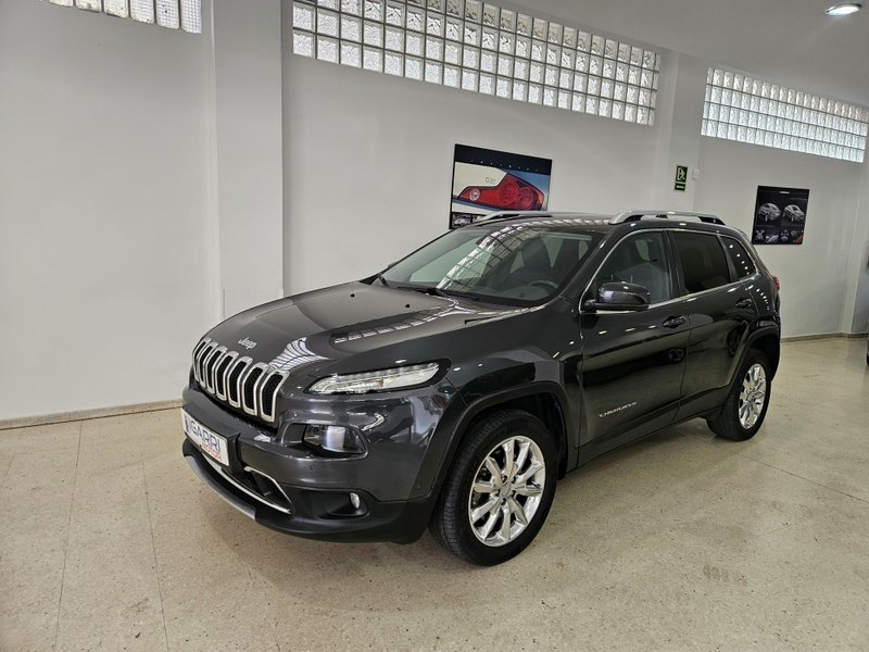 Jeep Cherokee 4X4 TECHO SOLAR - foto 1