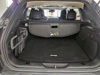 Jeep Cherokee 4X4 TECHO SOLAR