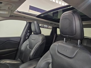Jeep Cherokee 4X4 TECHO SOLAR