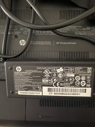 Portátil HP Pavilion 15-n012ss + Cargador