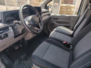 Alquiler de furgoneta 9 plazas automática