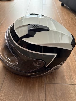 Casco de moto talla M marca ADN modelo stelvio