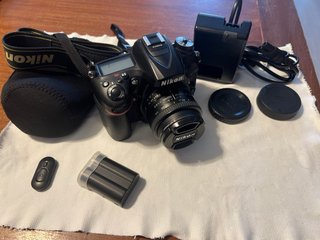 Nikon D7200 + Objetivo 50mm f/1.8 + Extras
