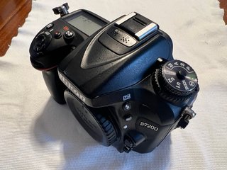 Nikon D7200 + Objetivo 50mm f/1.8 + Extras