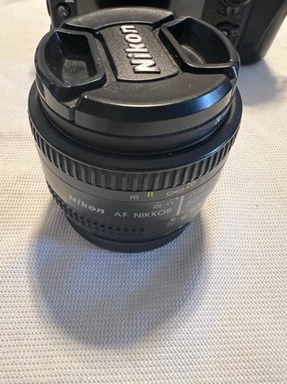 Nikon D7200 + Objetivo 50mm f/1.8 + Extras