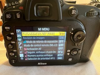 Nikon D7200 + Objetivo 50mm f/1.8 + Extras