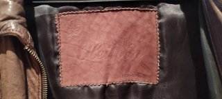 Cazadora bomber vintage de piel marrón