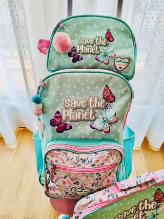 Mochila escolar movom.