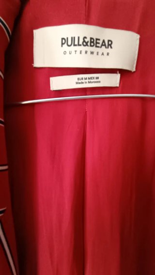 Blazer Pull&Bear Rayas Rojas Talla M