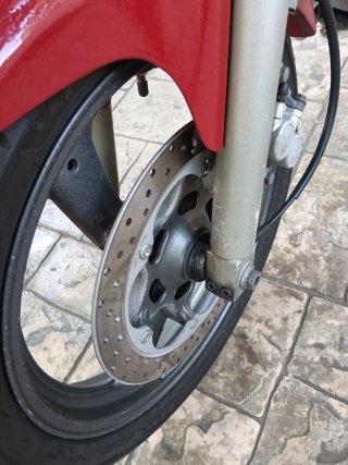 Yamaha XJ 600S Roja con Baúl