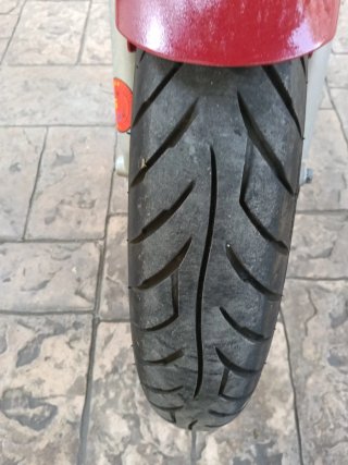 Yamaha XJ 600S Roja con Baúl
