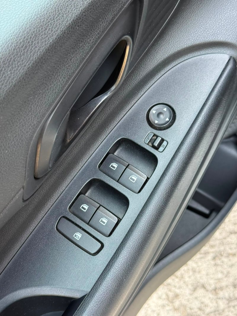Hyundai i20 2021, foto 17