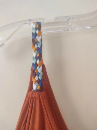 Camiseta naranja Encuentro con tirantes
