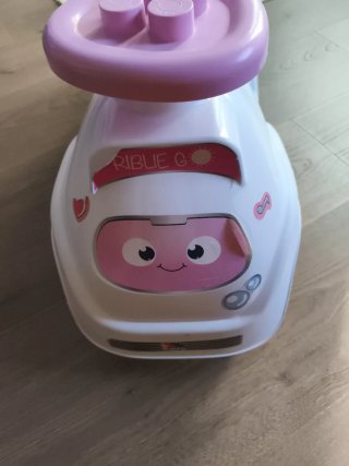 Correpasillos rosa y blanco