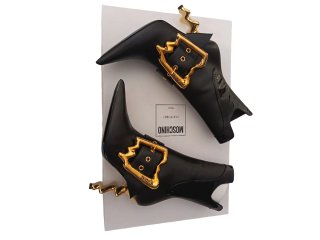 Moschino stivali neri con fibbia oro