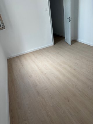 Instalación de parquet, vinilo y puertas